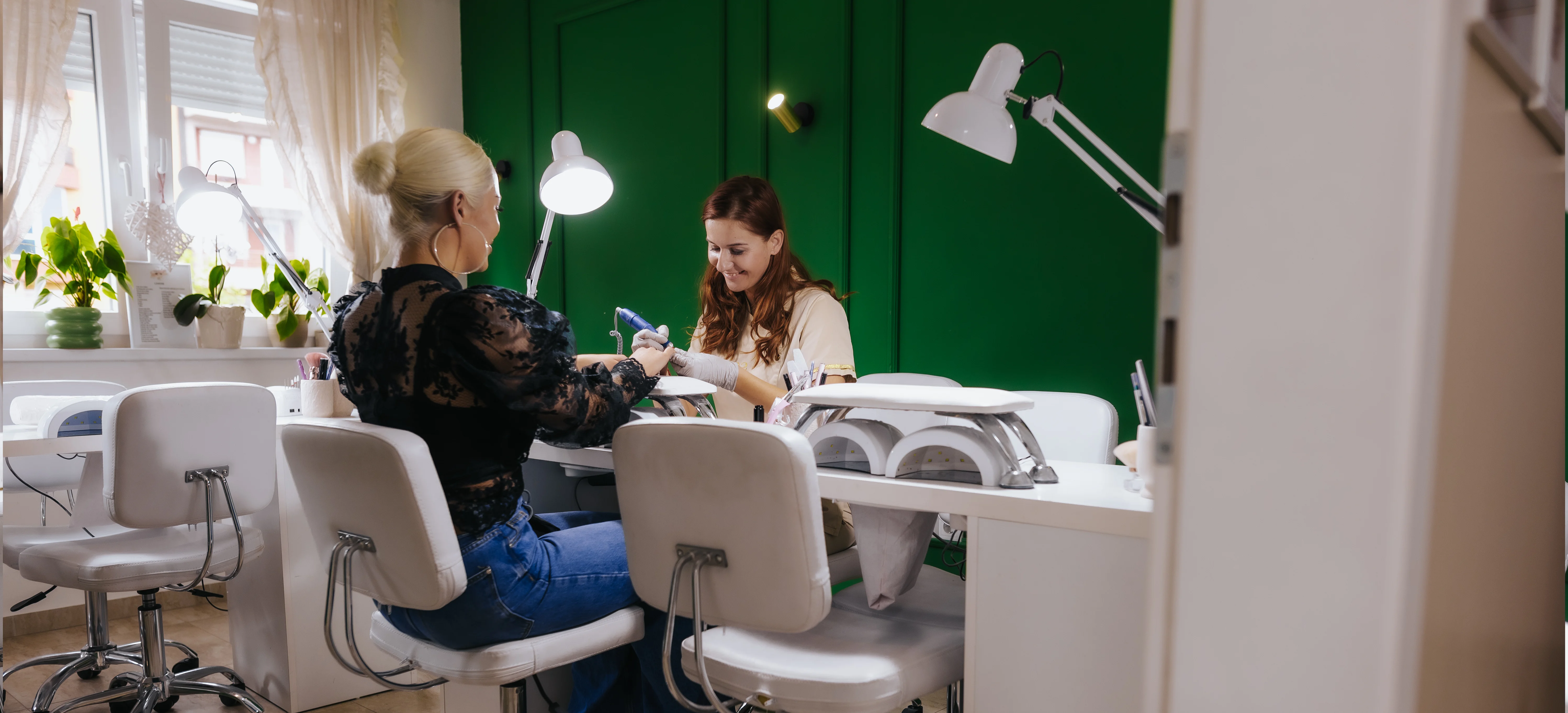 Njega noktiju u Mina Cosmetic Studio