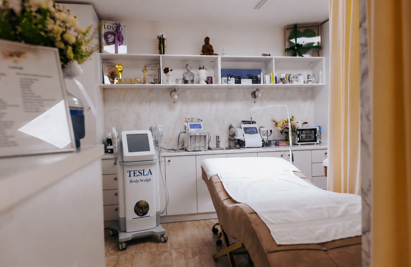 Aparaturna estetika u Mina Cosmetics Studio